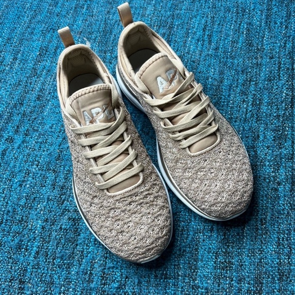 APL Techloom Phantom Sneakers in Rose Gold - Picture 2 of 8